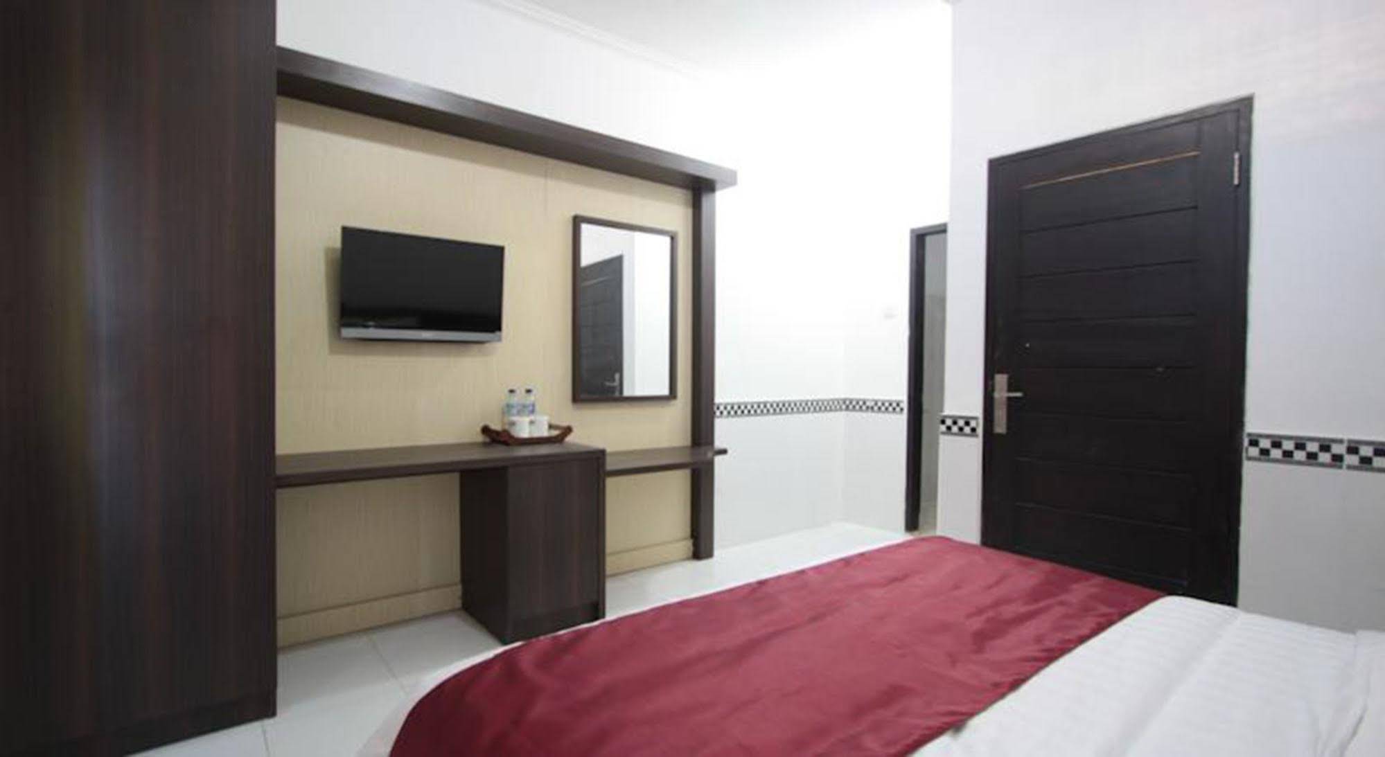 Bakung Sunset Hotel