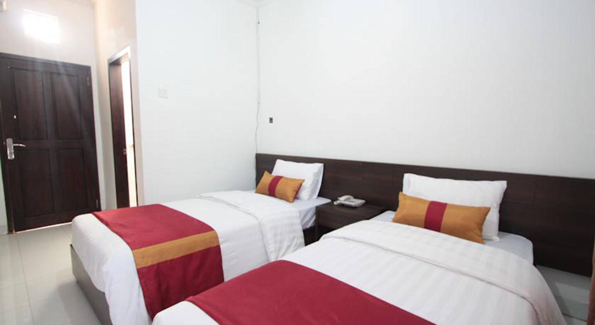 Bakung Sunset Hotel