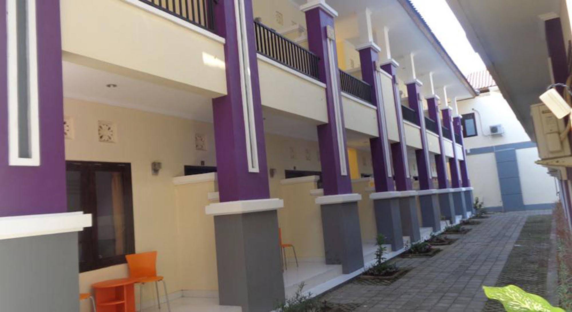 Bakung Sunset Hotel