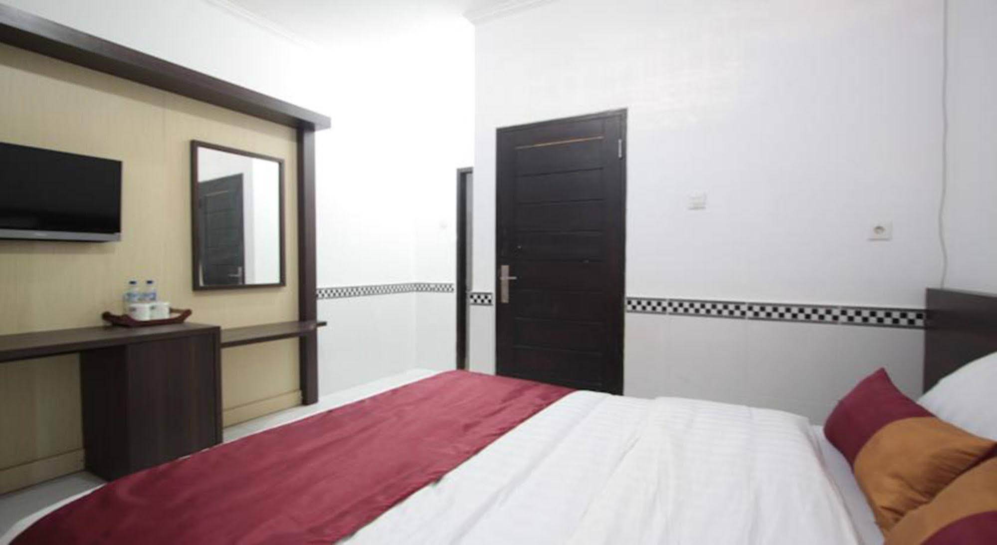 Bakung Sunset Hotel