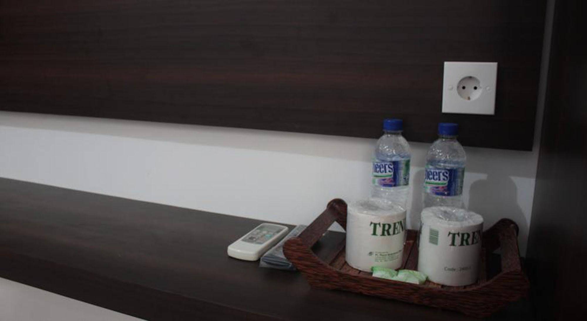Bakung Sunset Hotel