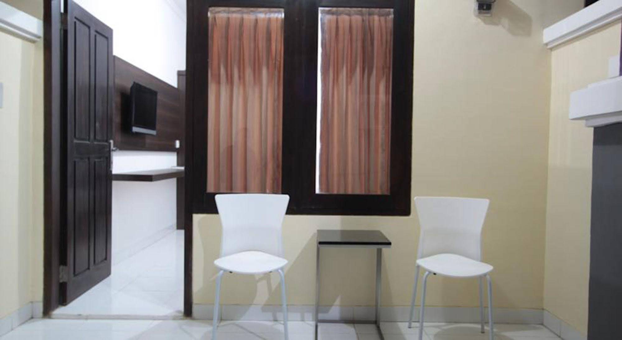 Bakung Sunset Hotel