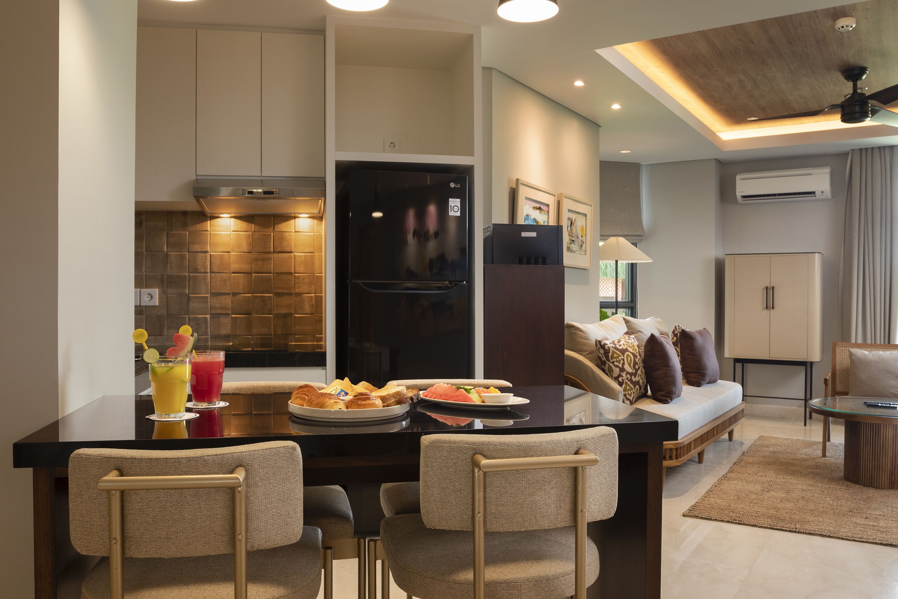 Beachwalk Residence