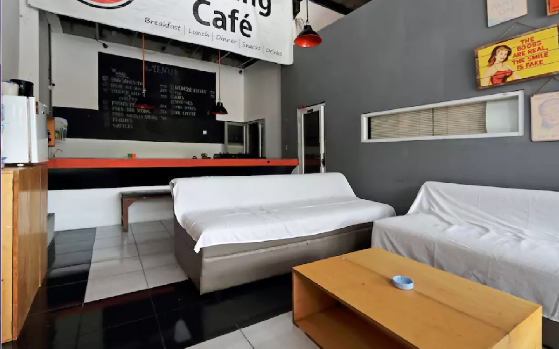 Bedbunkers Hostels