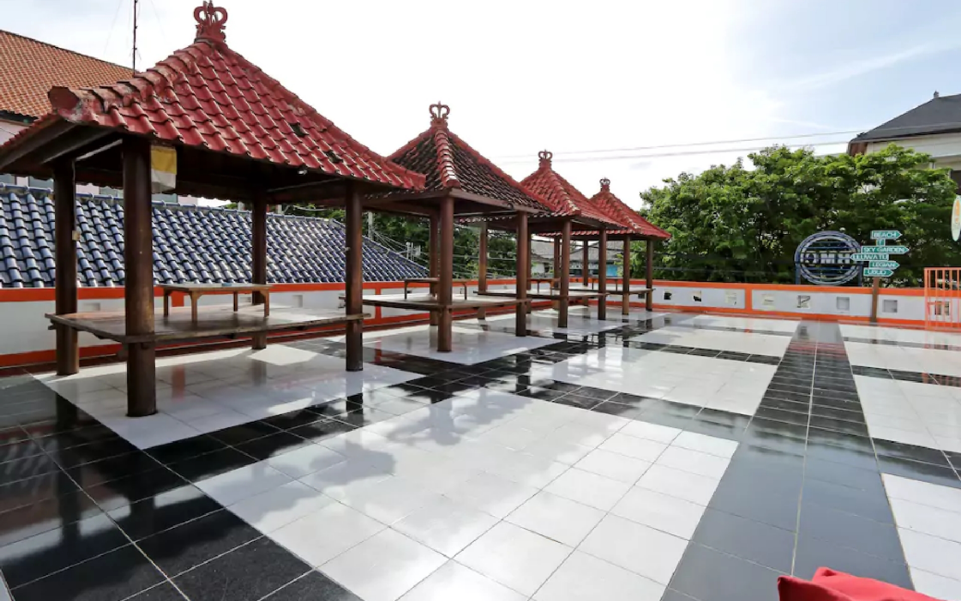 Bedbunkers Hostels