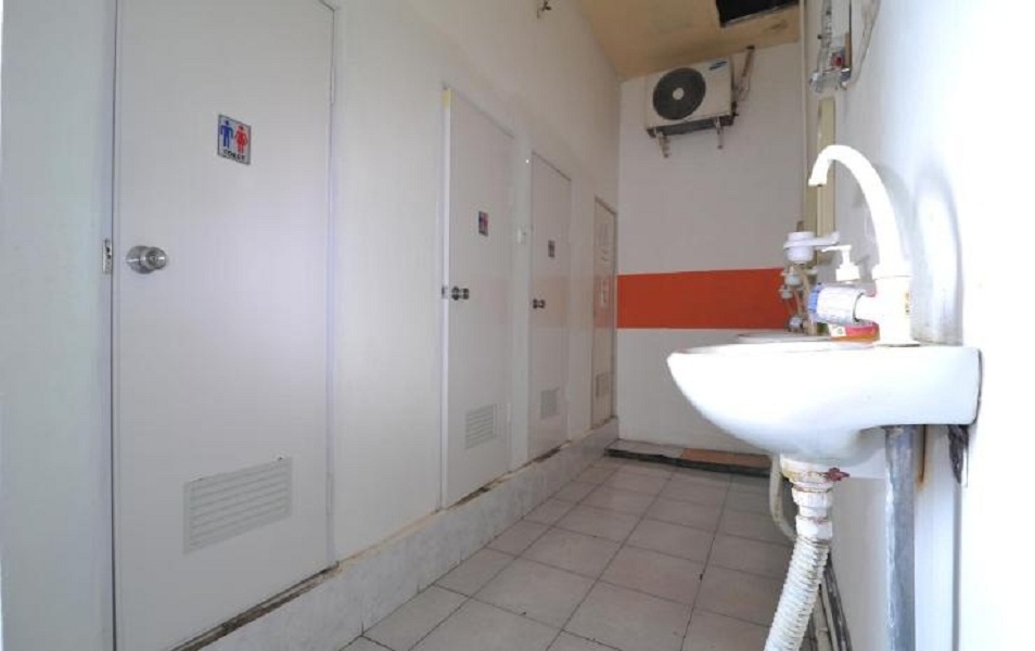 Bedbunkers Hostels