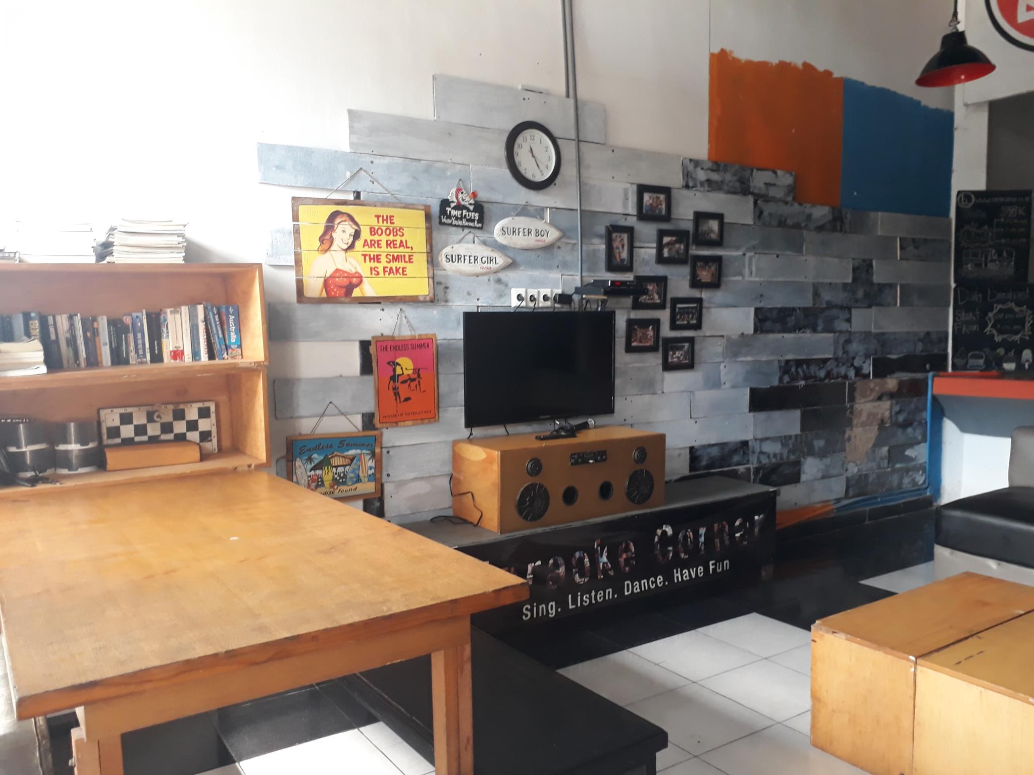 Bedbunkers Hostels