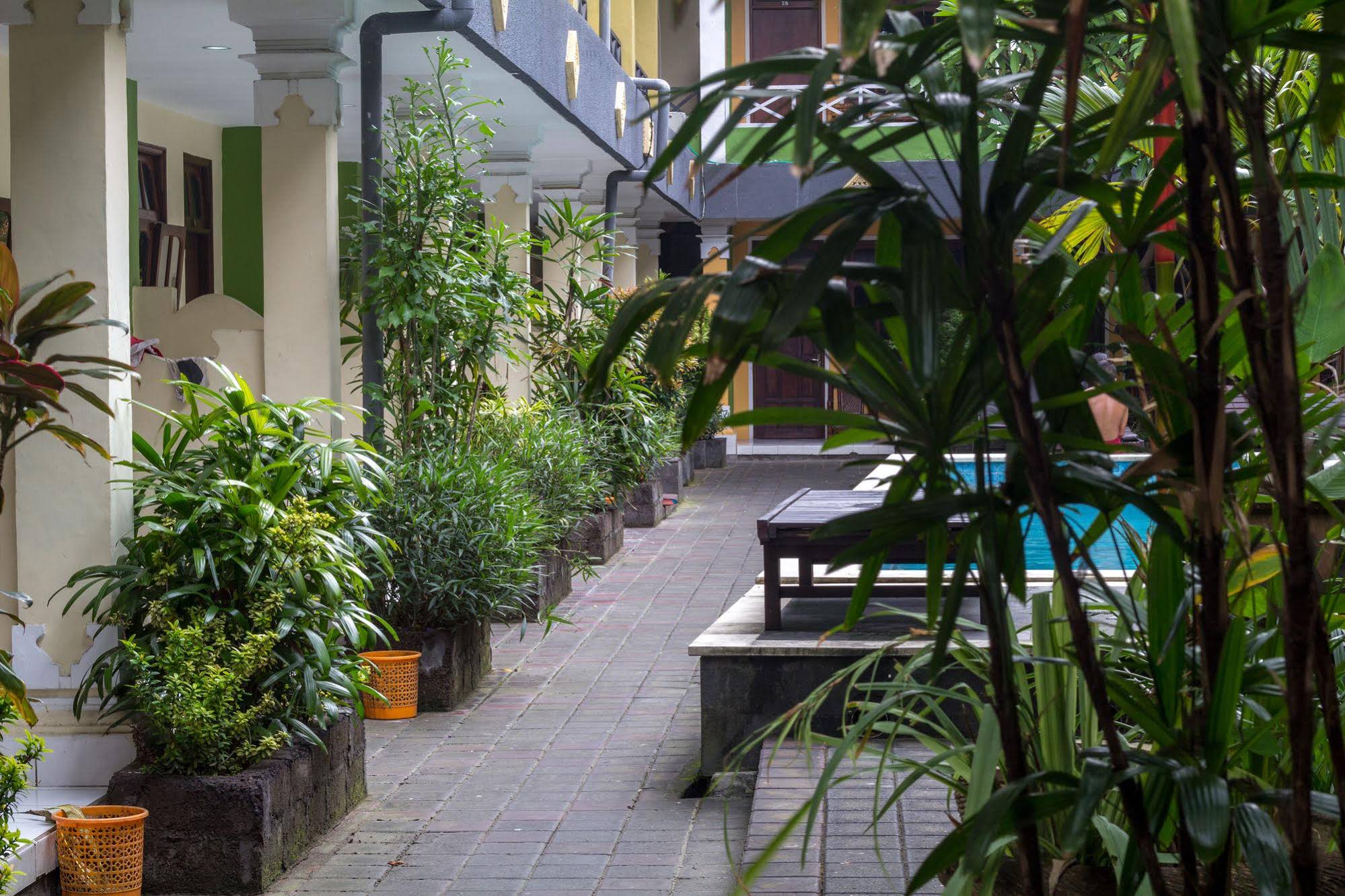 Beneyasa Beach Hotel 2