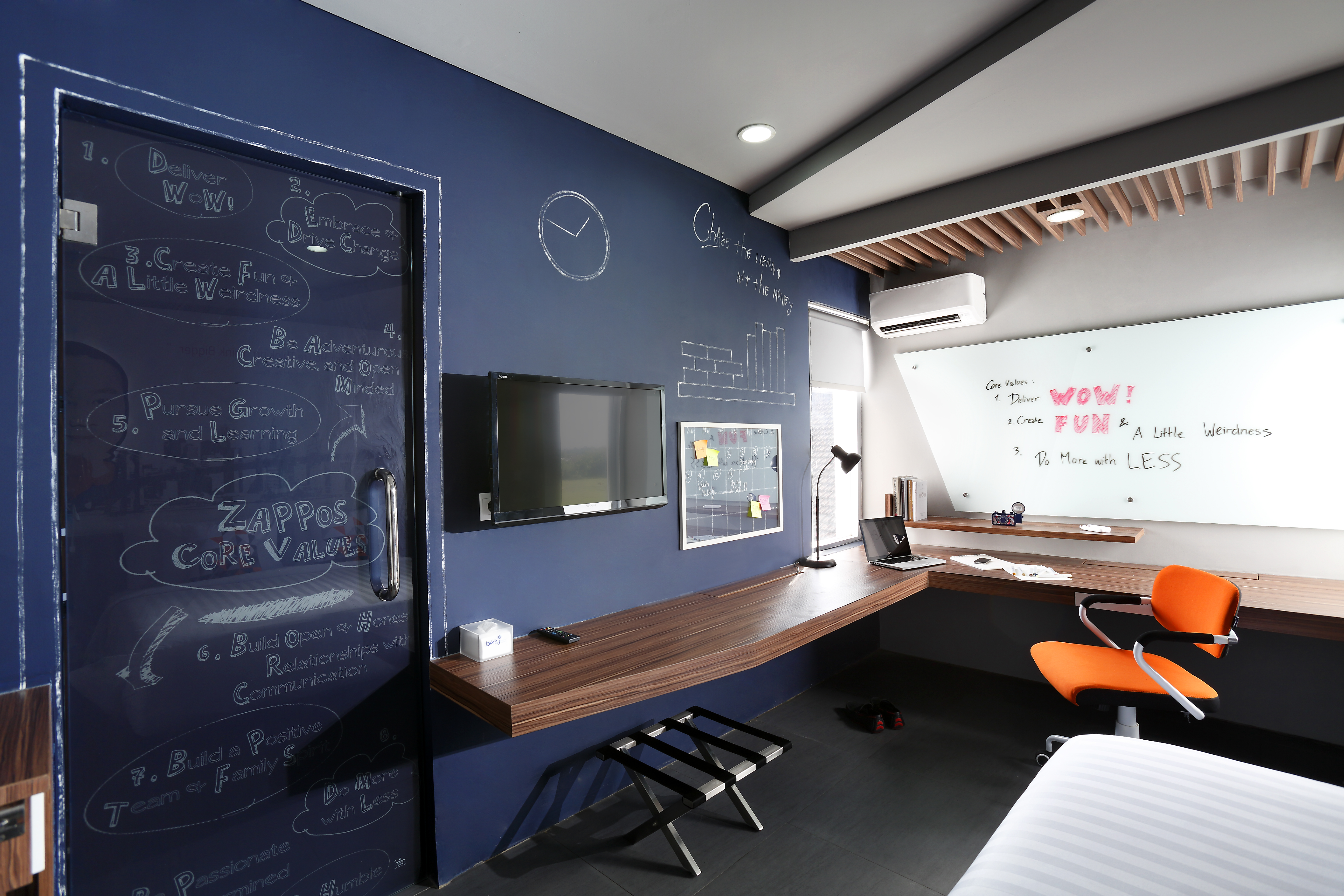 Berry Biz Hotel Sunset Road