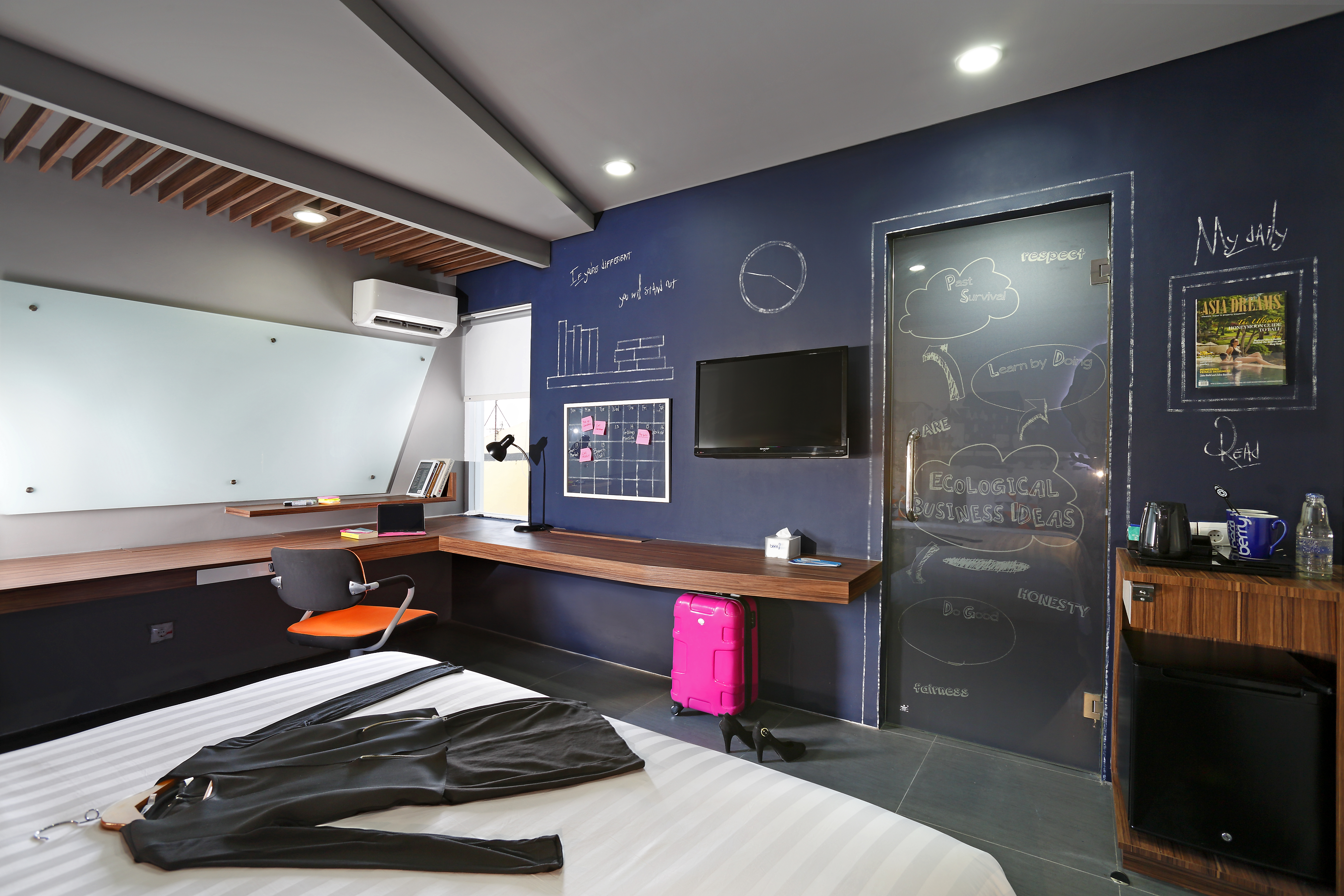 Berry Biz Hotel Sunset Road