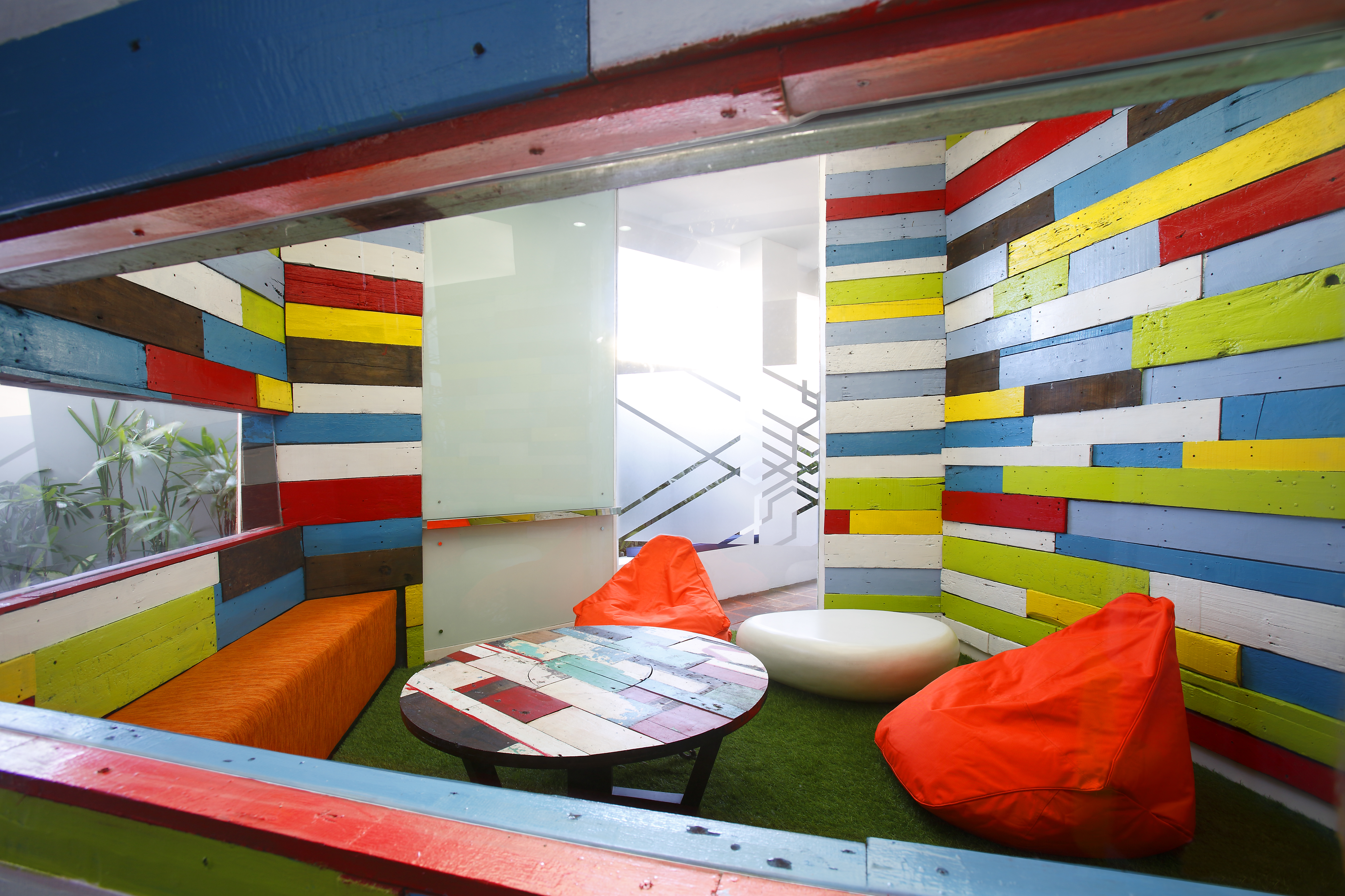 Berry Biz Hotel Sunset Road