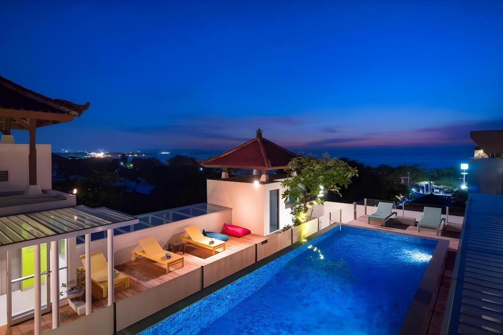 Kuta Beach Hotel