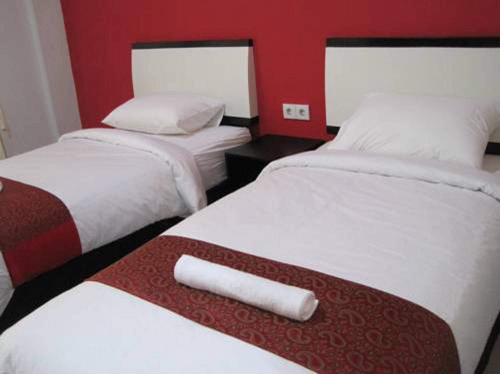 Budhi Hotel