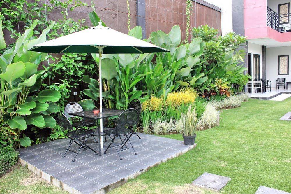Budhi Hotel