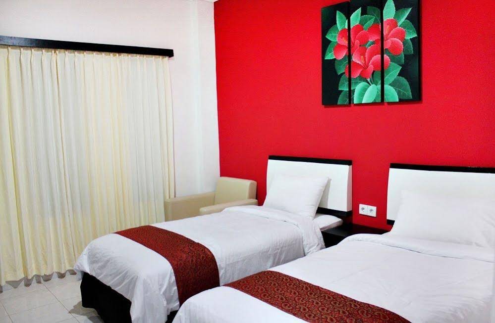 Budhi Hotel