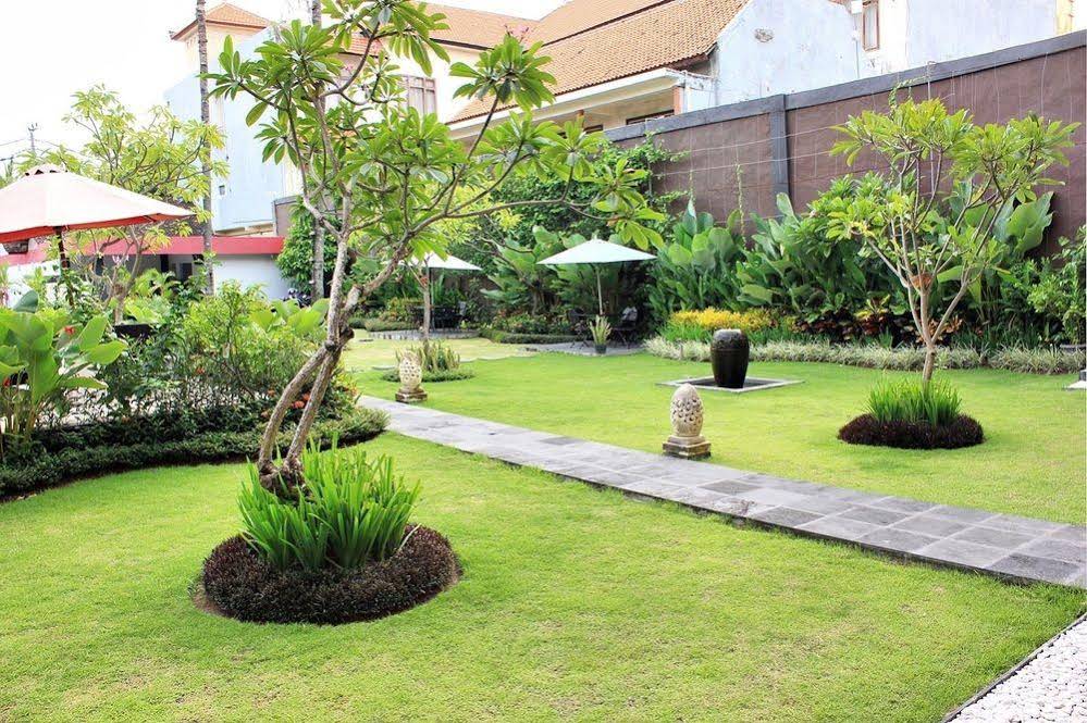 Budhi Hotel