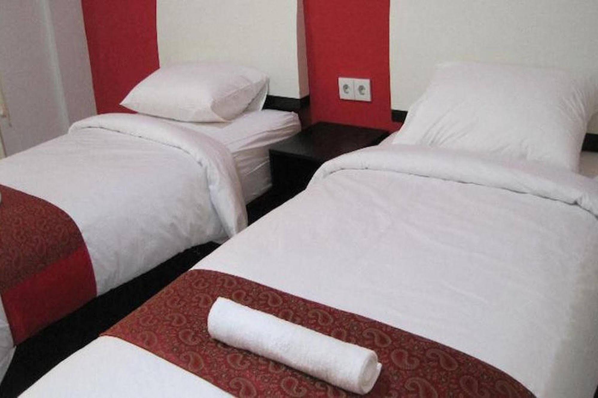 Budhi Hotel