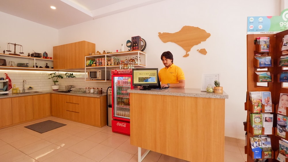 Caricia Hostel