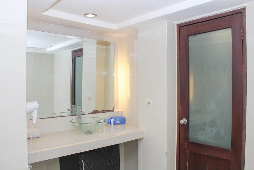 Casa Padma Hotel & Suites by Airy Rooms