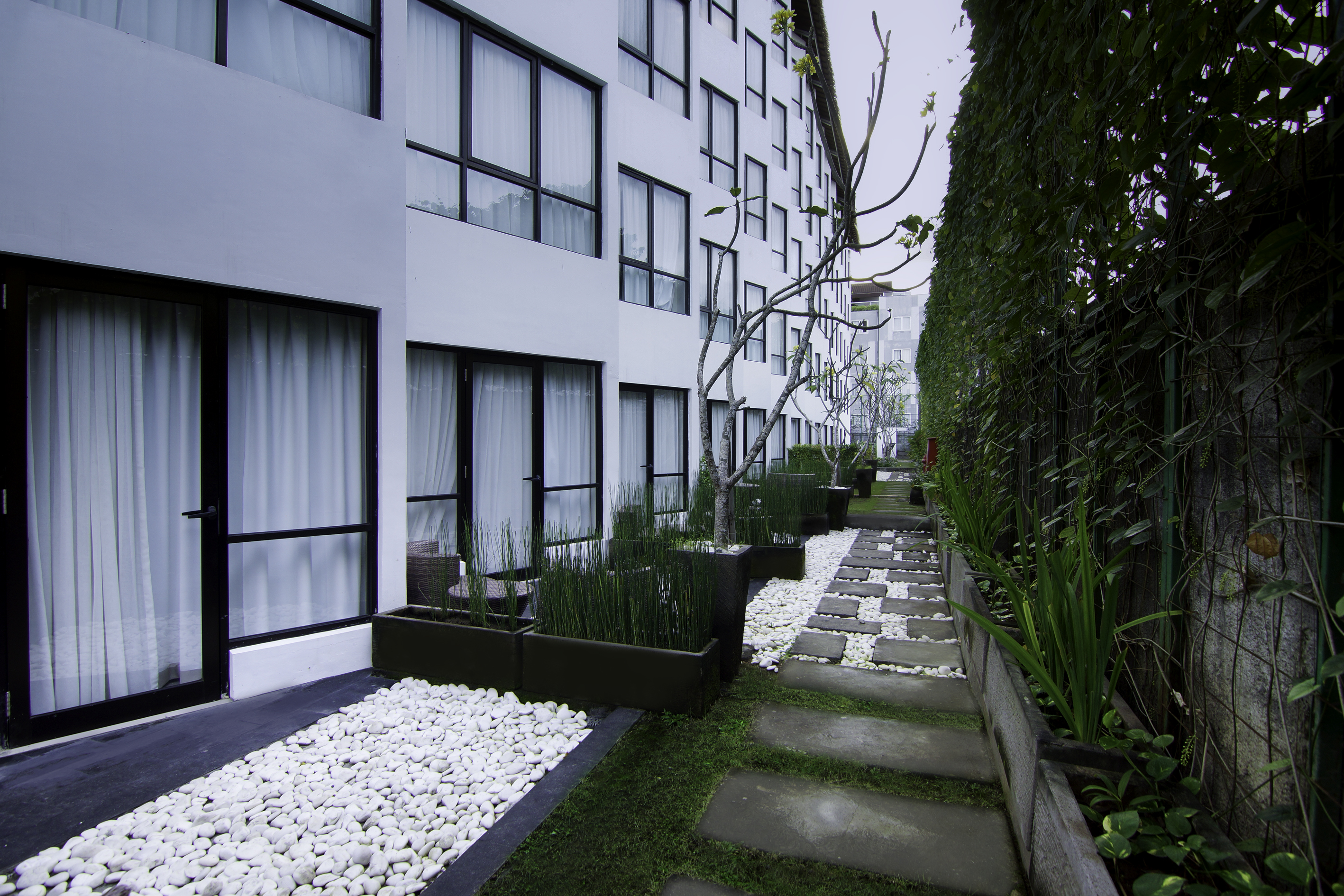 Mamaka by Ovolo
