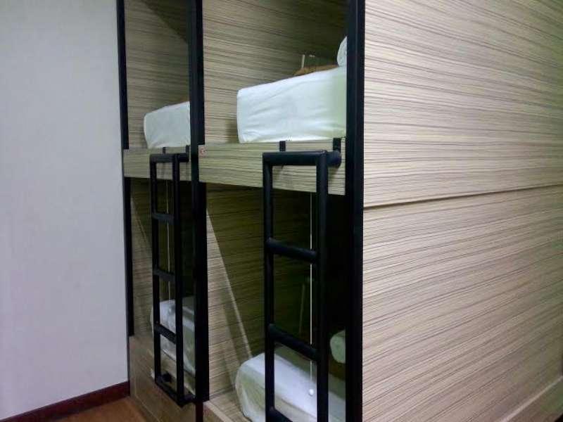 CX Hostel Kuta Raya