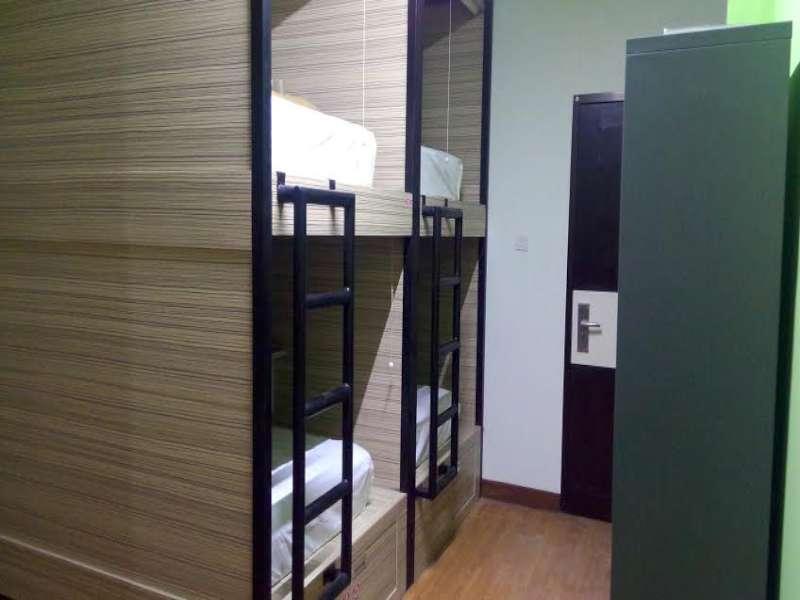 CX Hostel Kuta Raya