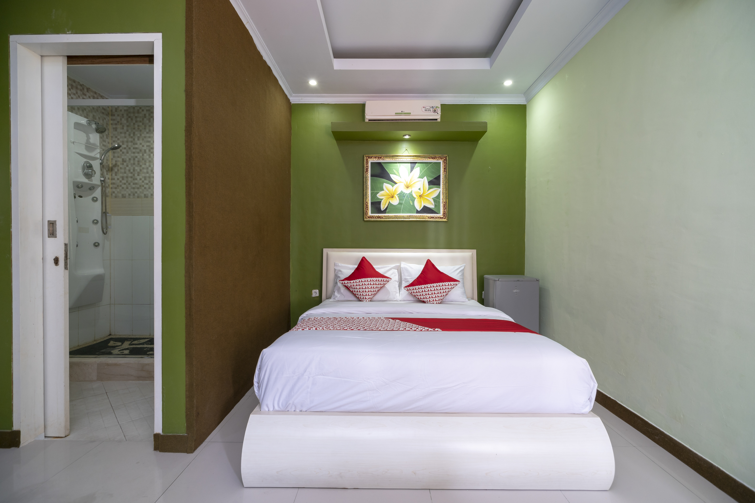 Dedy Beach Inn by OYO Rooms