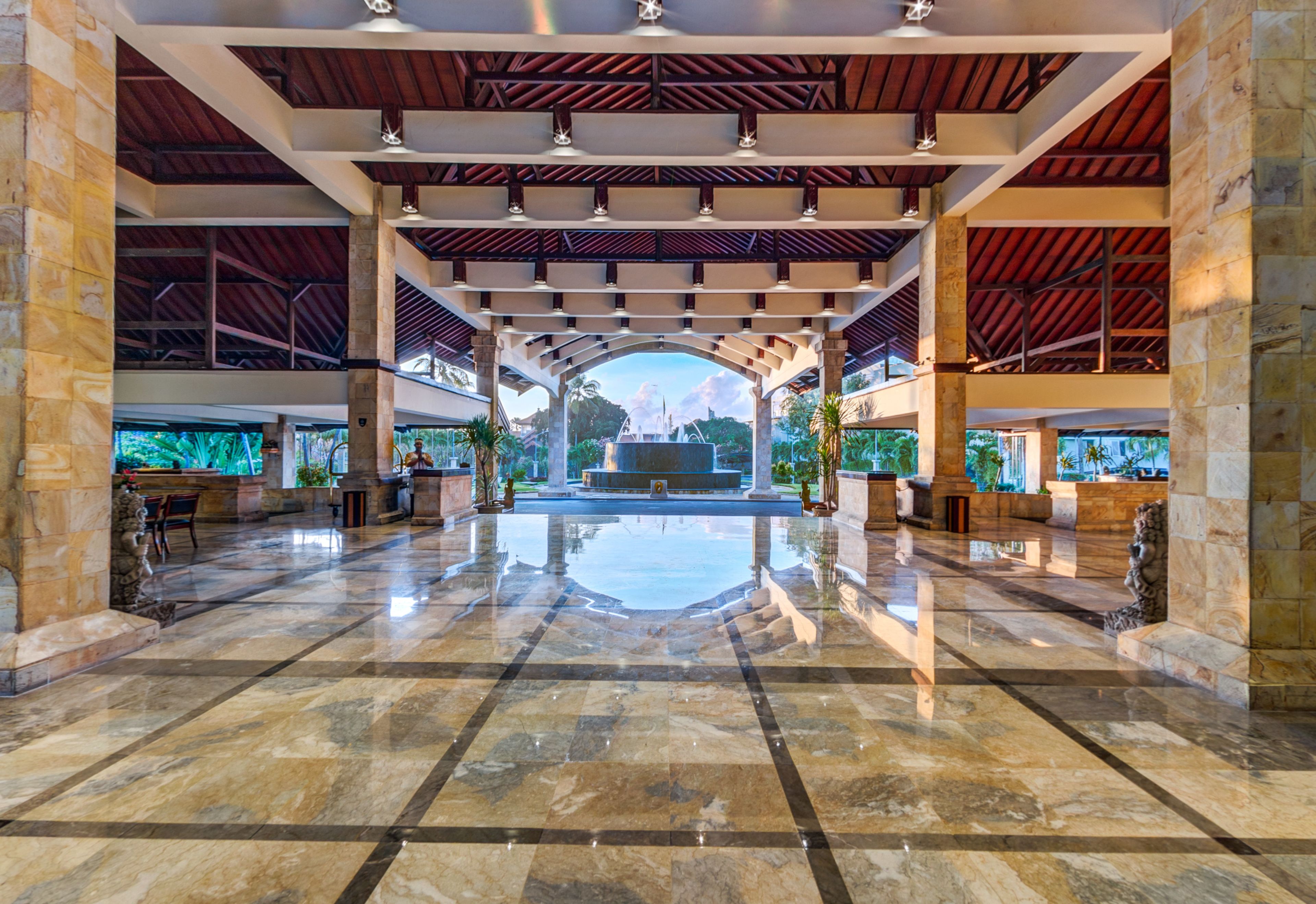 Discovery Kartika Plaza