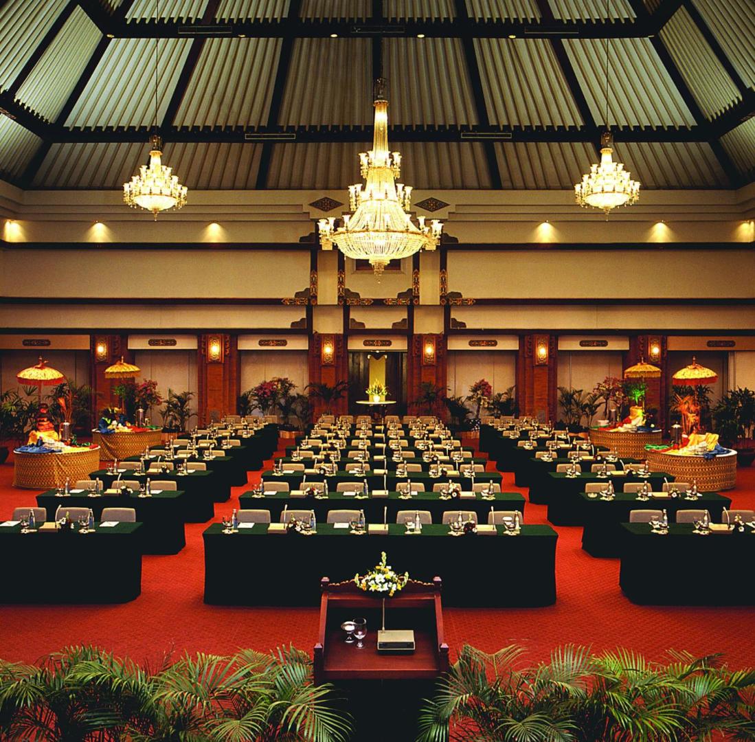 Discovery Kartika Plaza