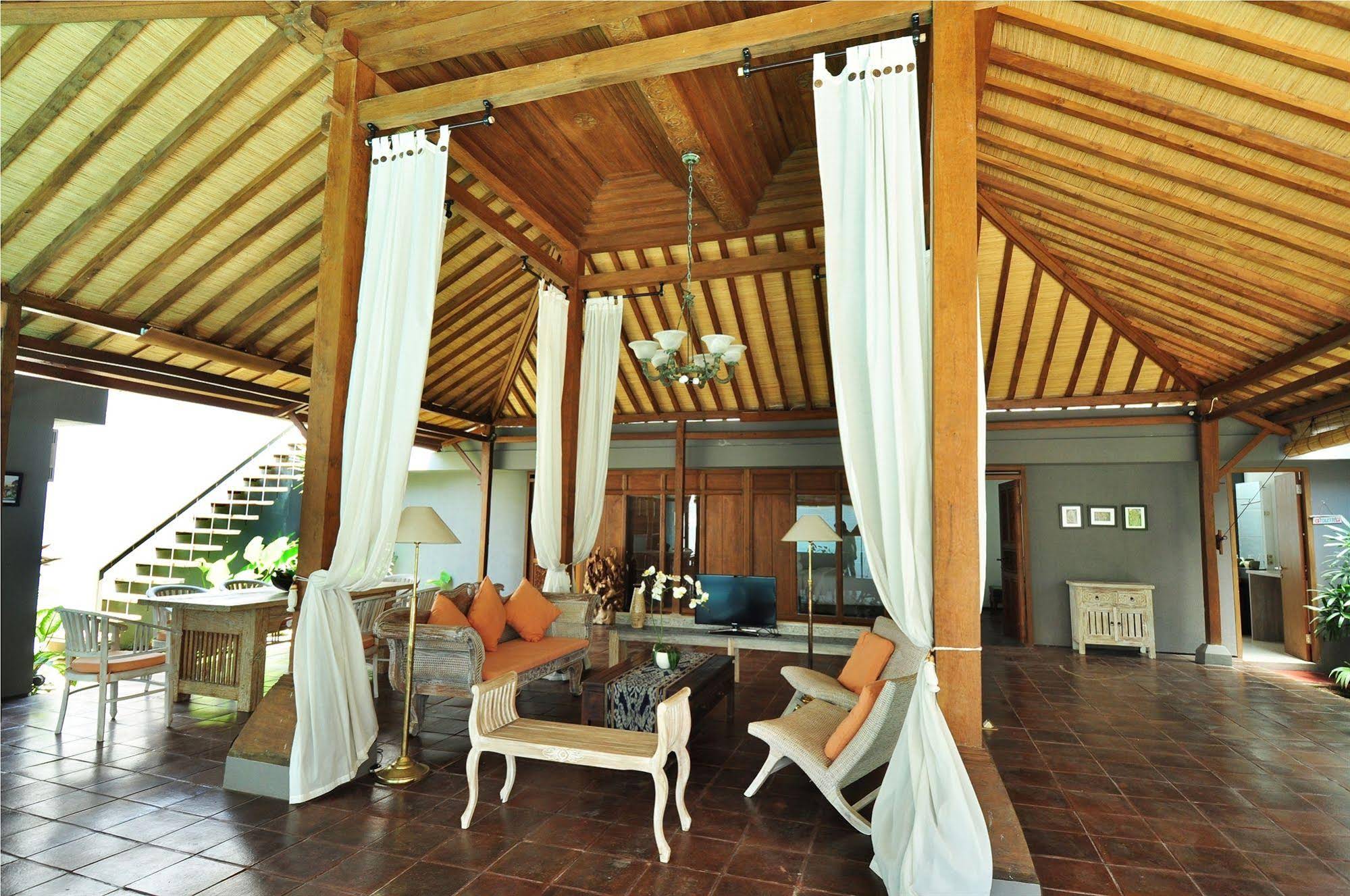d'Lima Hotel & Villas
