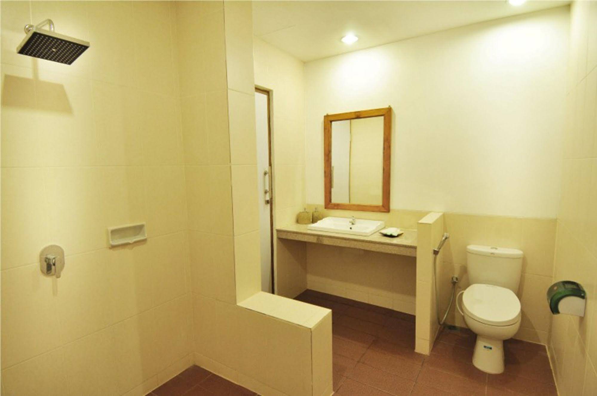 d'Lima Hotel & Villas