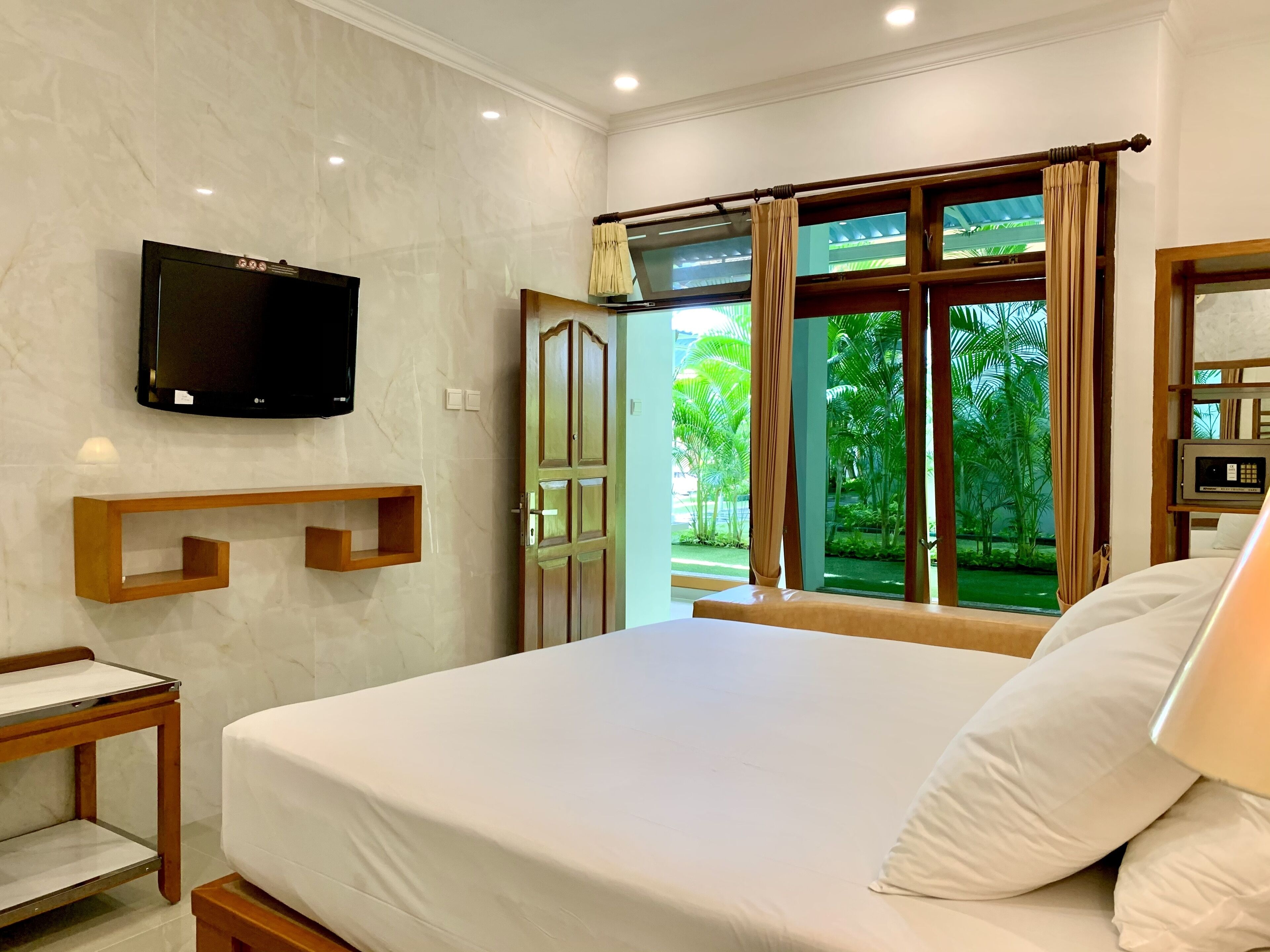 Febri's Hotel Bali