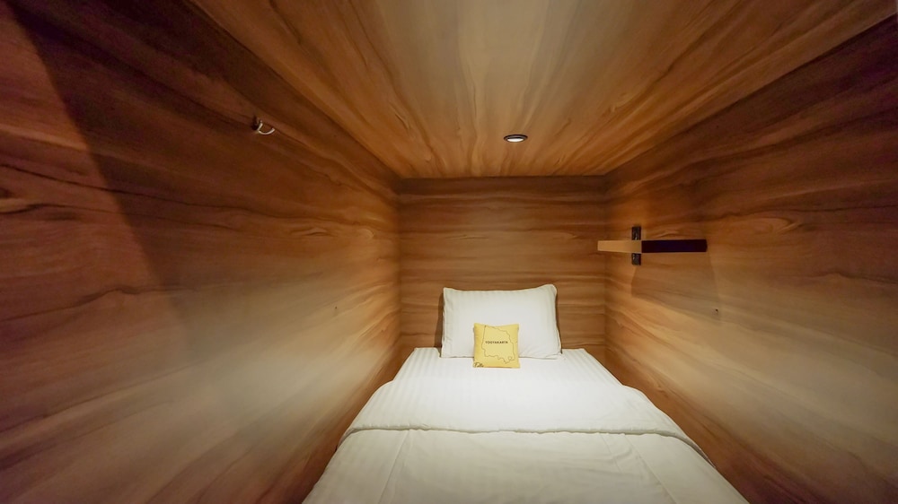 Fello Bnb Hostel Kuta