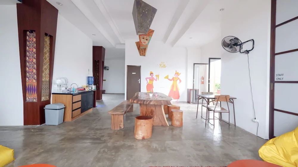 Fello Bnb Hostel Kuta