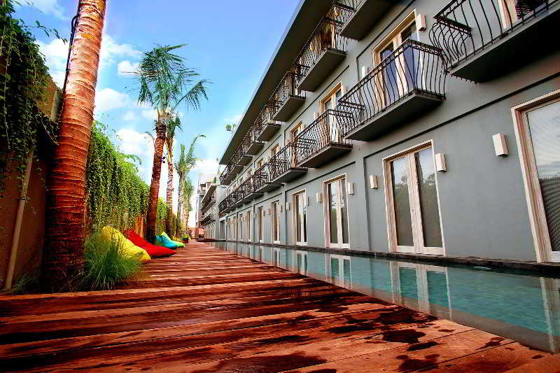 Frii Bali Echo Beach