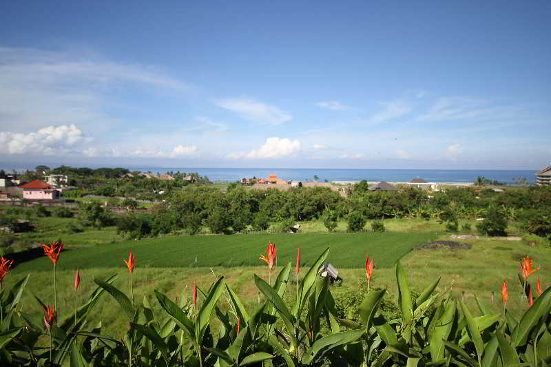 Frii Bali Echo Beach