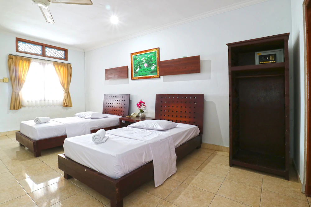 Gemini Star Hotel