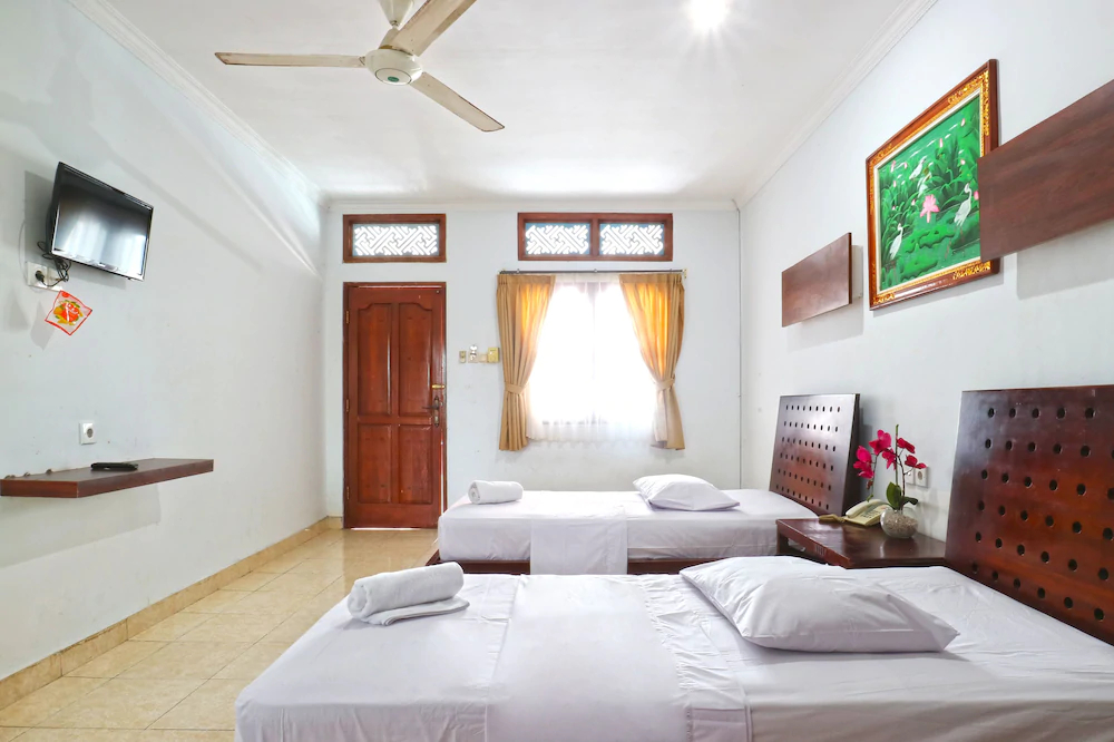 Gemini Star Hotel