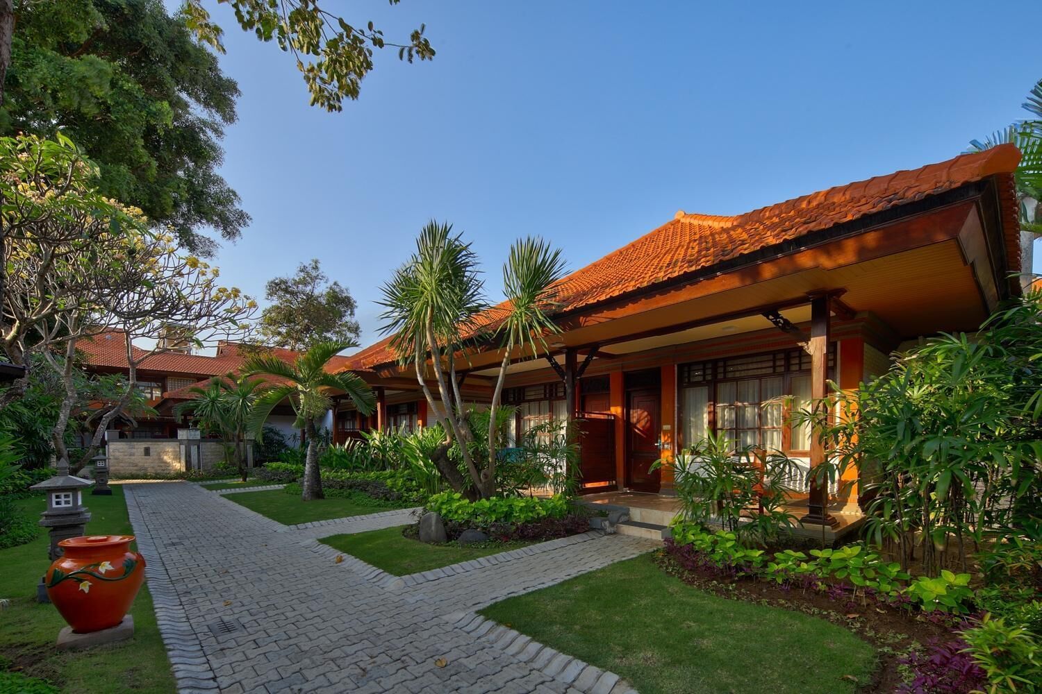 Grand Istana Rama Hotel