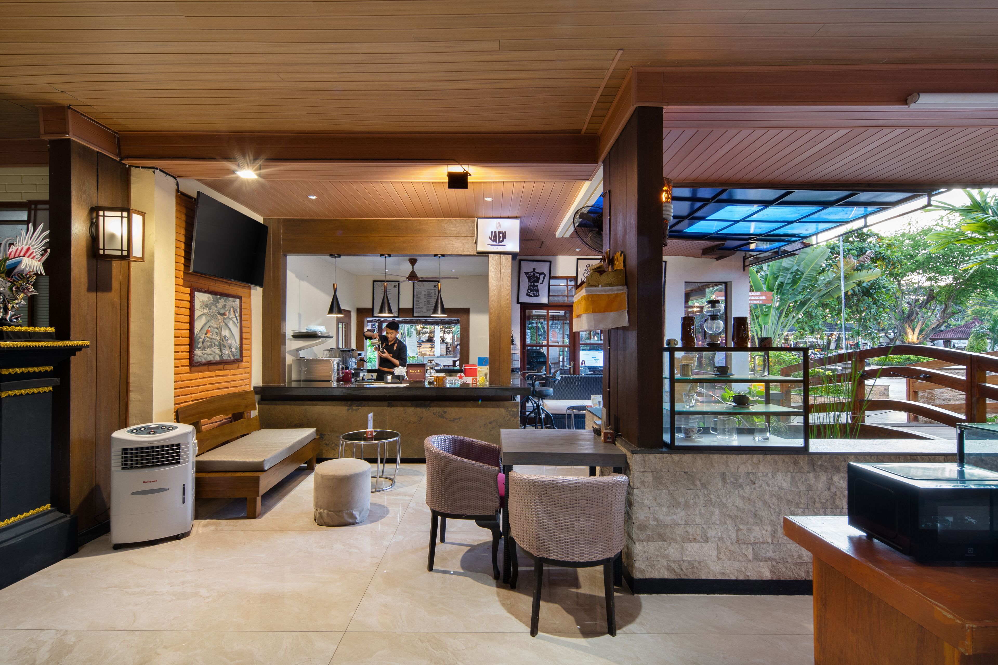 Grand Istana Rama Hotel