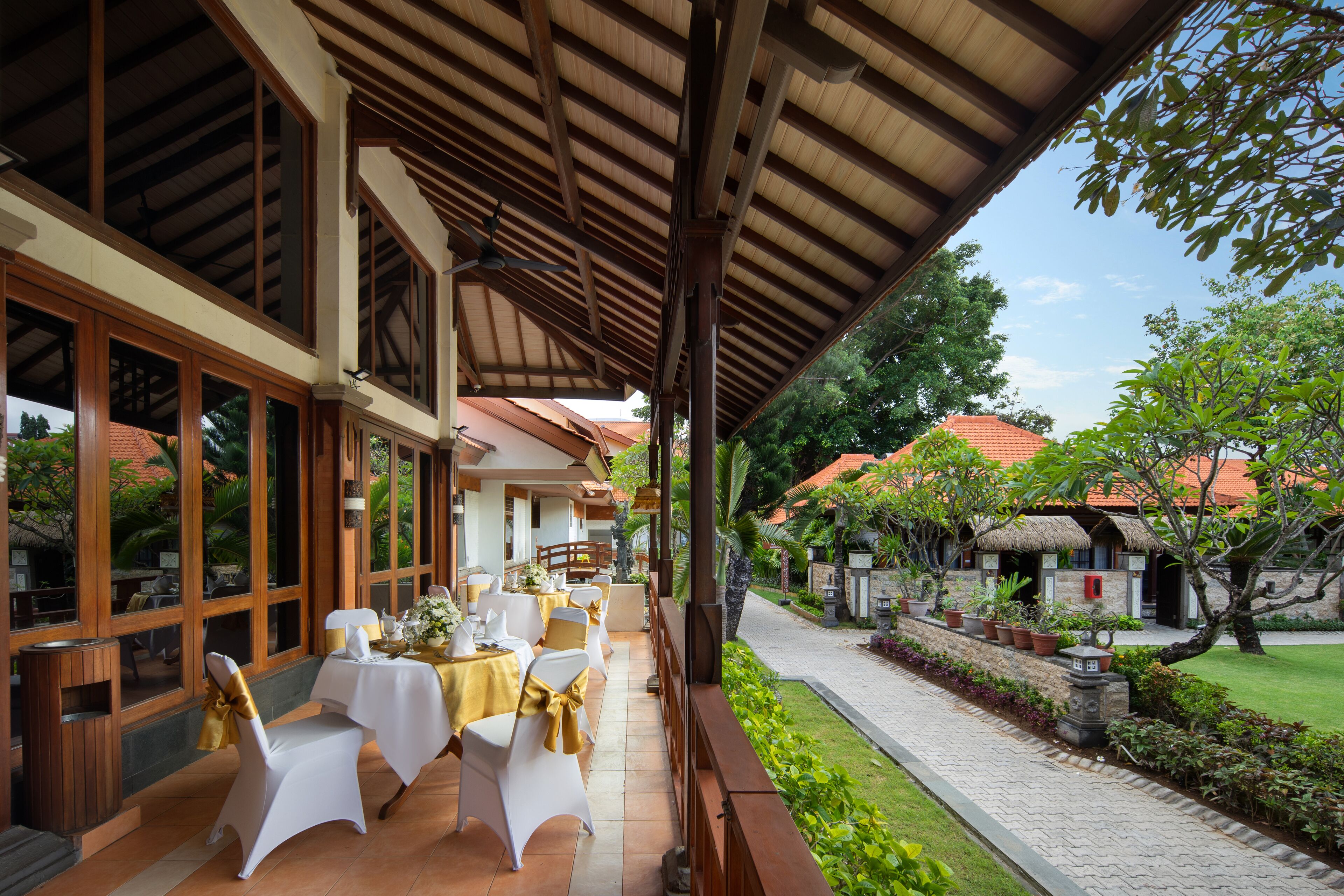 Grand Istana Rama Hotel