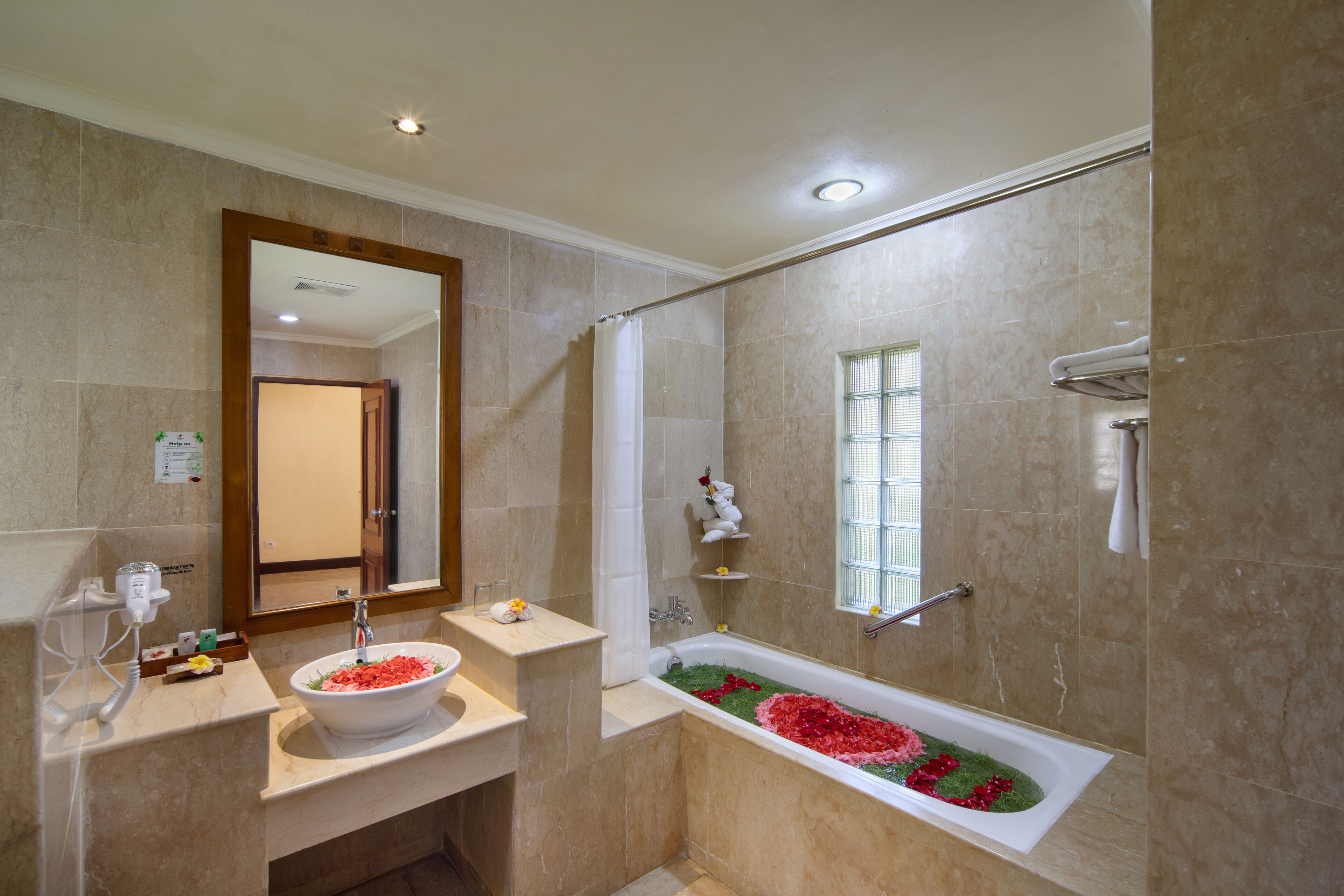 Grand Istana Rama Hotel