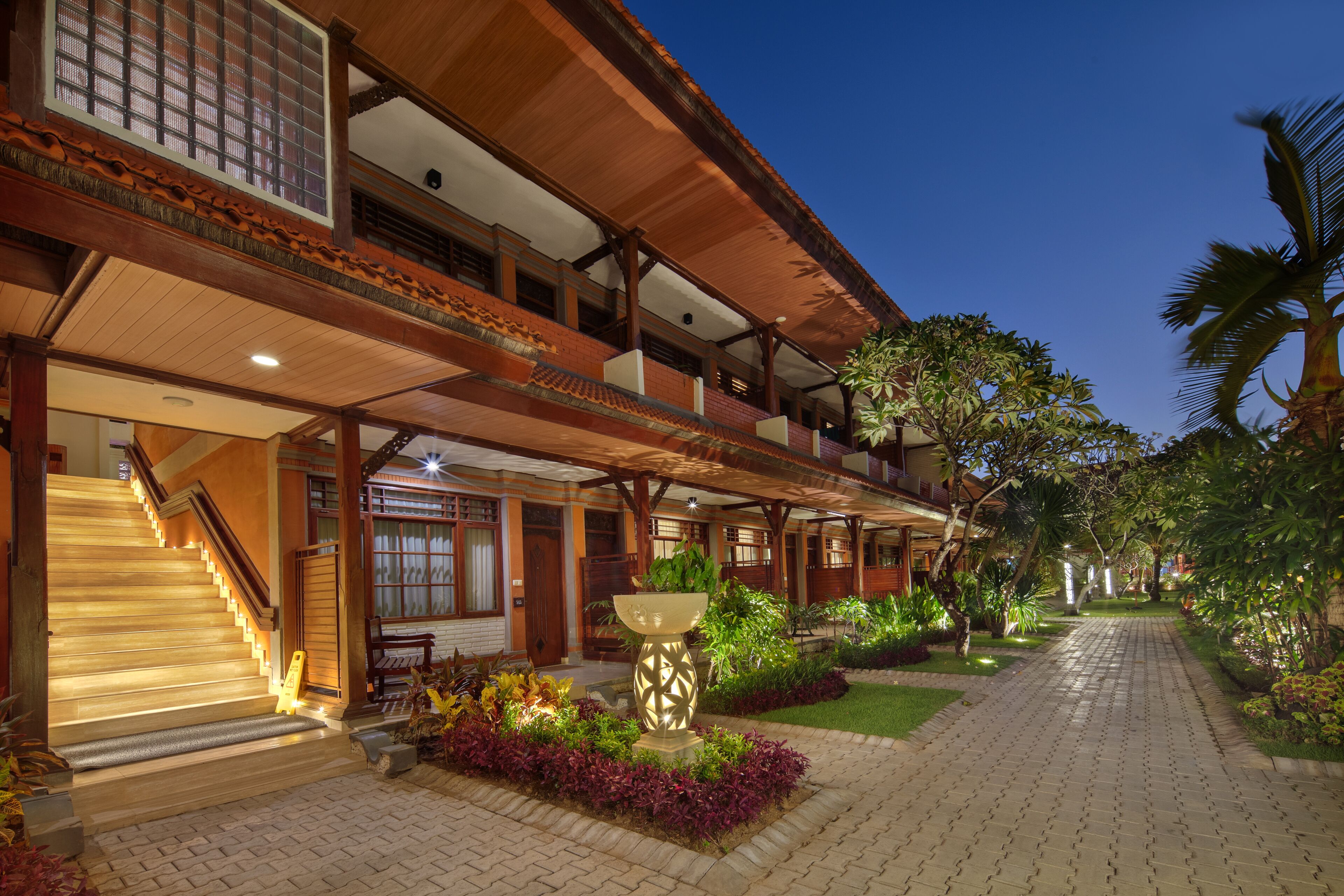 Grand Istana Rama Hotel
