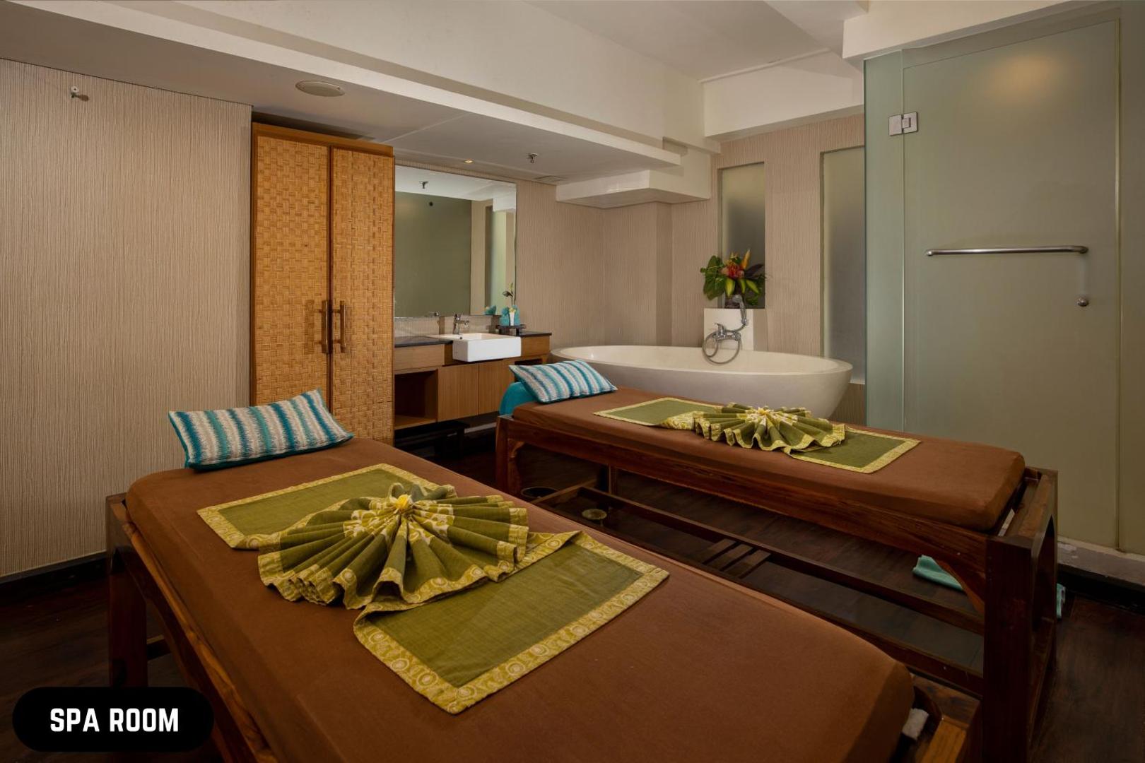 Grand Ixora Kuta Resort