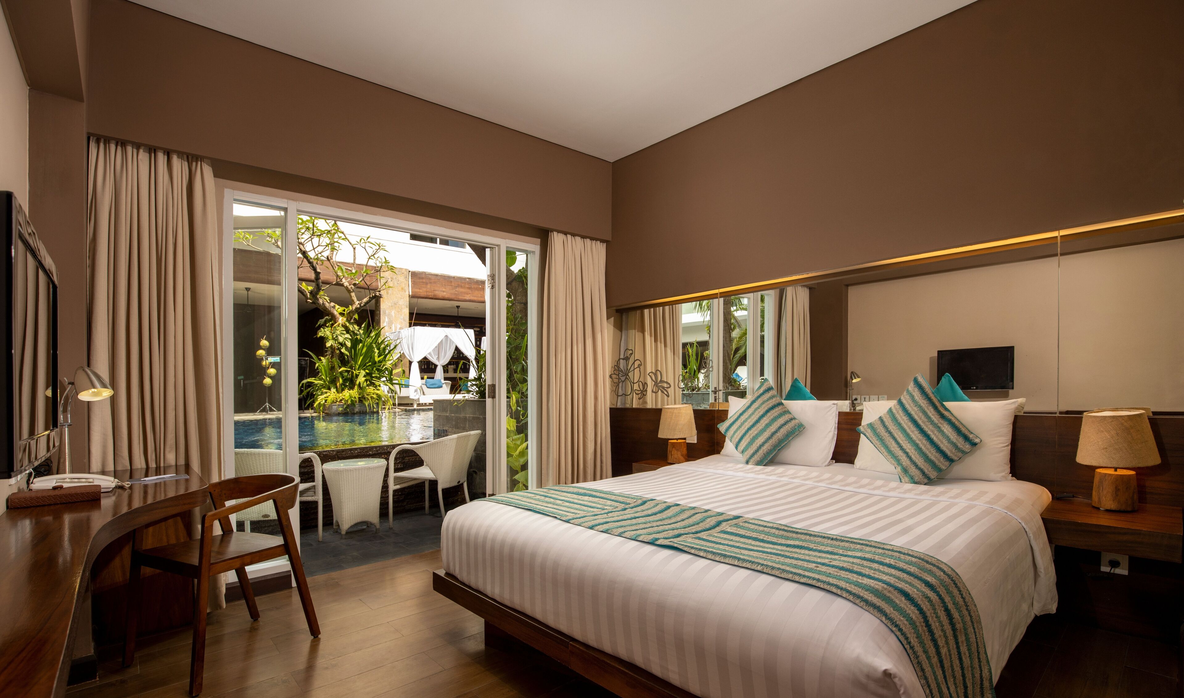 Grand Ixora Kuta Resort