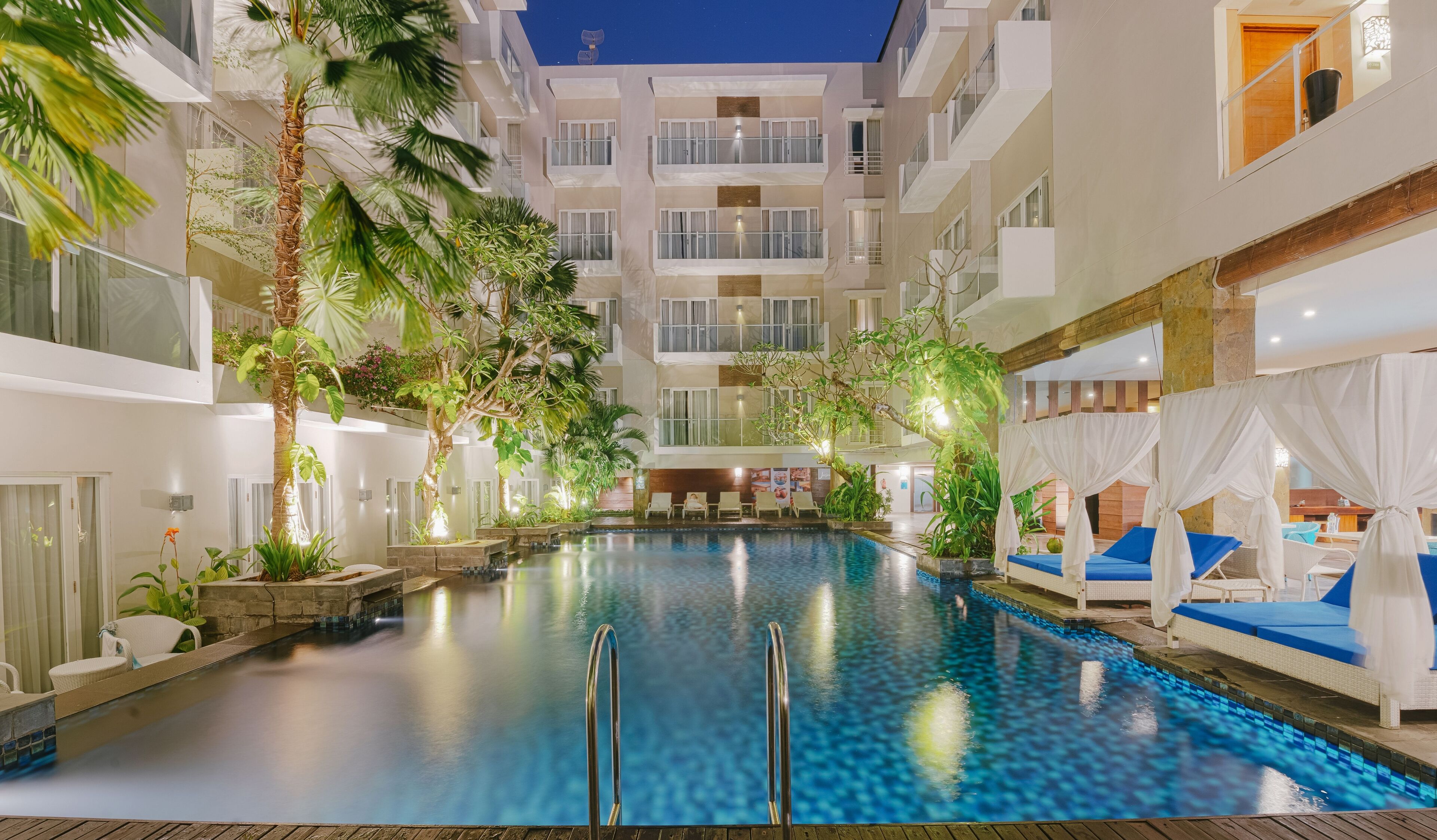 Grand Ixora Kuta Resort