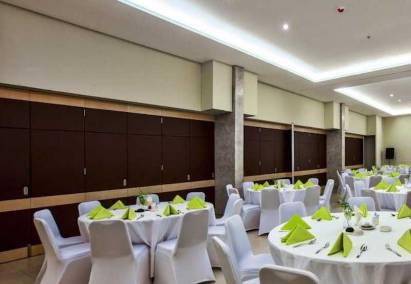 Grandmas Plus Hotel Airport