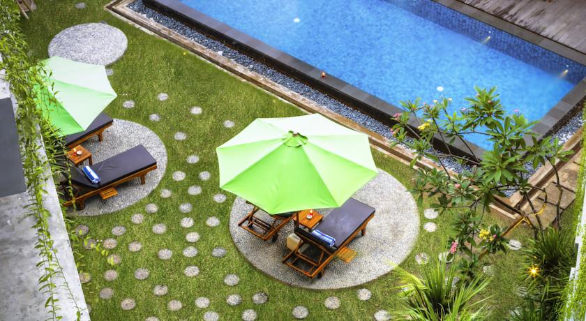 Grandmas Plus Hotel Airport