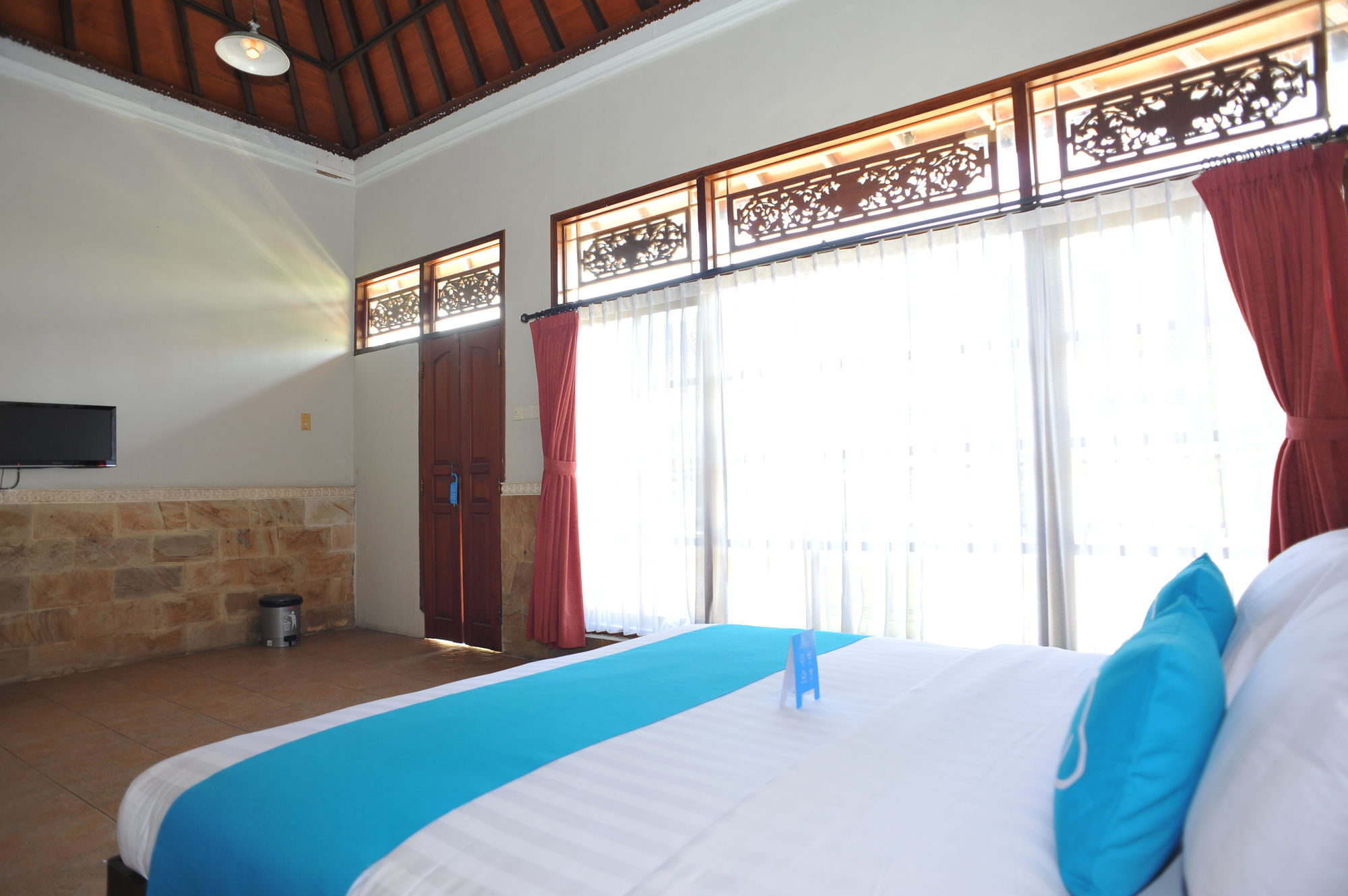 Hana Kuta Beach Hotel