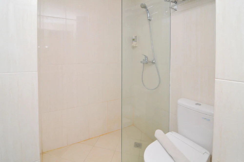 Hardys Rofa Hotel And Spa Legian by Airy Rooms